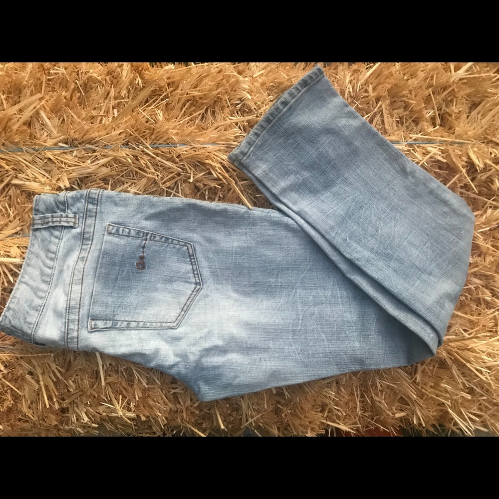 Jeans - Picture 3 of 4